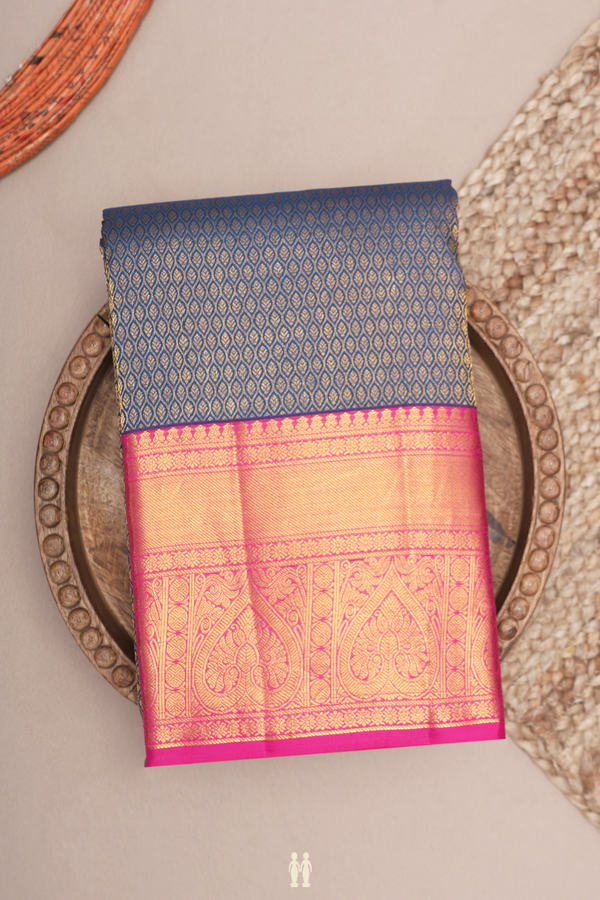 Kanchipuram Silk Saree In Pine Green With Brocade Design