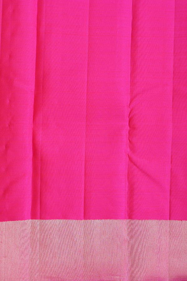 Kanchipuram Silk Saree In Shades Of Pink With Allover Design
