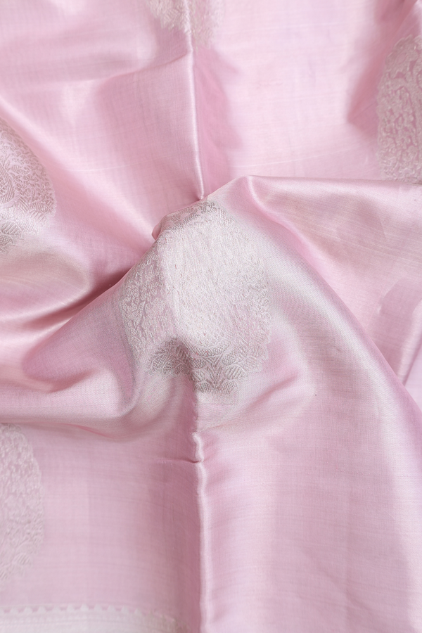 Kanchipuram Silk Saree In Pink Tissue With Zari Motifs