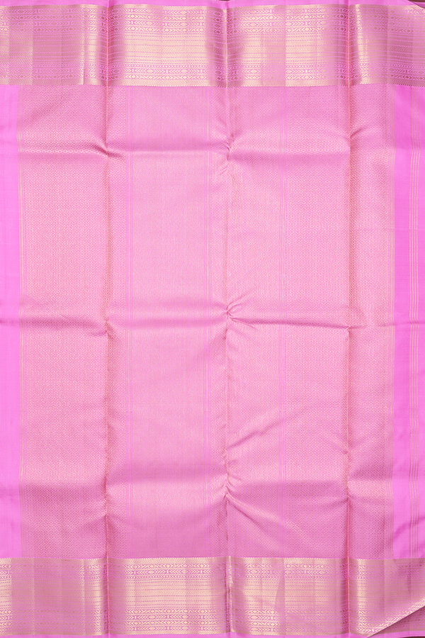 Kanchipuram Silk Saree In Pink With Checks Along Buttas