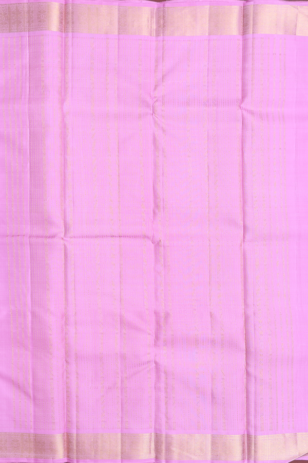 Kanchipuram Silk Saree In Pink With Floral Buttis