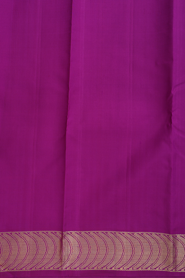Kanchipuram Silk Saree In Pink With Floral Buttis
