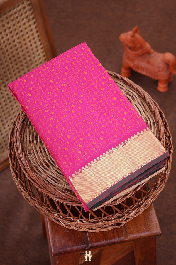 Kanchipuram Silk Saree In Pink With Jacquard Design