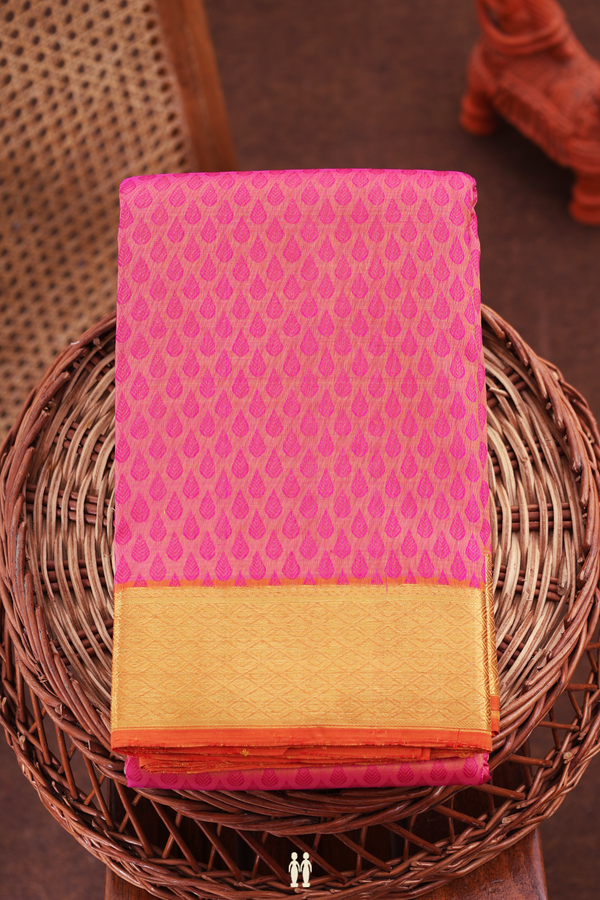 Kanchipuram Silk Saree In Pink With Jacquard Pattern