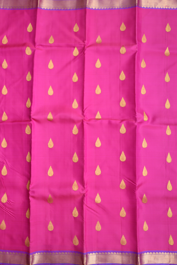 Kanchipuram Silk Saree In Pink With Thilagam Buttas