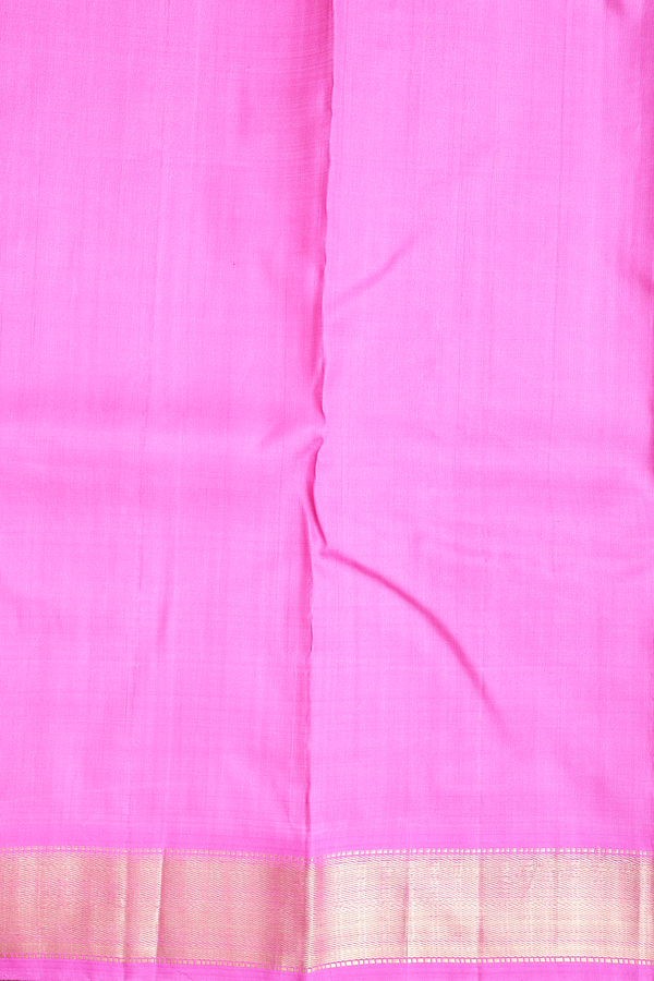 Kanchipuram Silk Saree In Pink With Zari Border