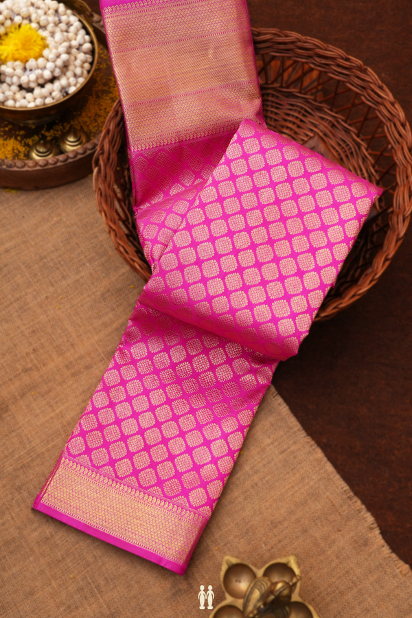 Kanchipuram Silk Saree In Pink With Zari Buttas