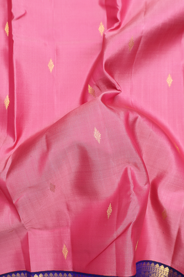 Kanchipuram Silk Saree In Orchid Pink With Zari Buttas