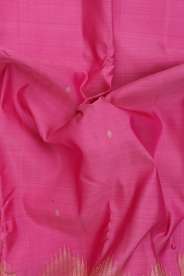 Kanchipuram Silk Saree In Pink With Zari Buttis