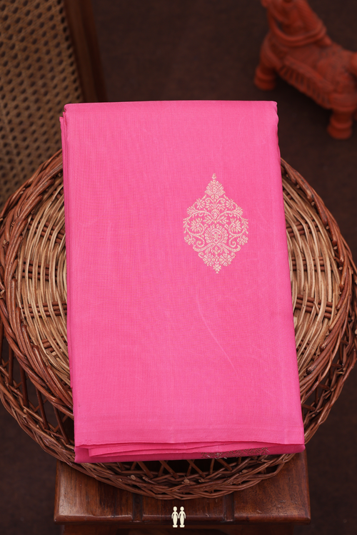 Kanchipuram Silk Saree In Pink With Zari Motifs