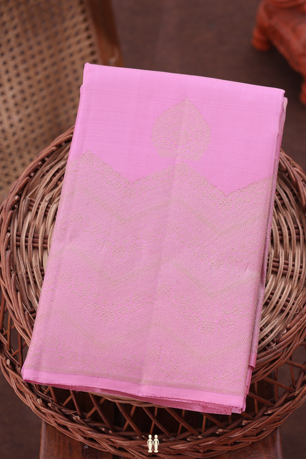 Kanchipuram Silk Saree In Pink With Zari Motifs