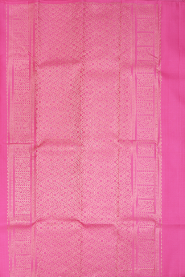 Kanchipuram Silk Saree In Pink With Zari Motifs