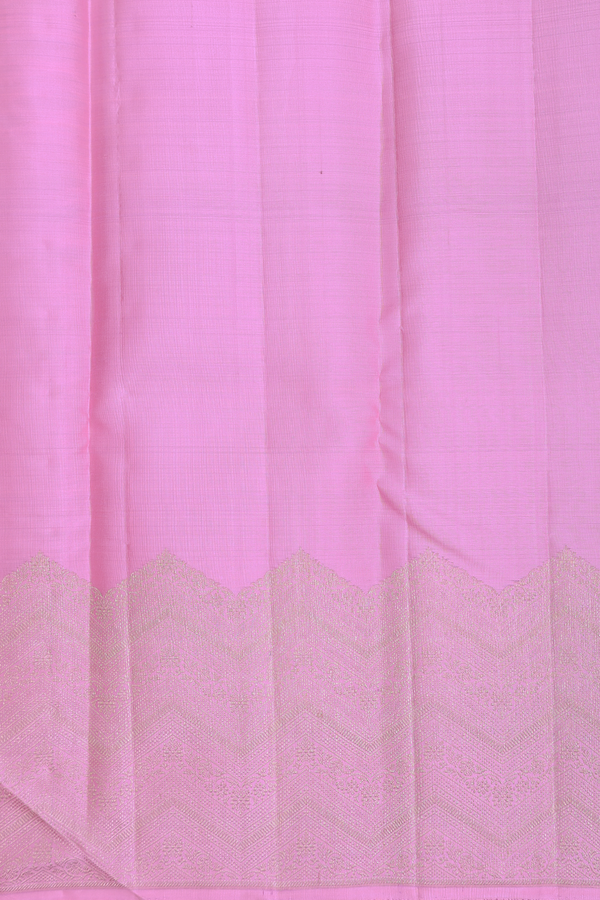 Kanchipuram Silk Saree In Pink With Zari Motifs