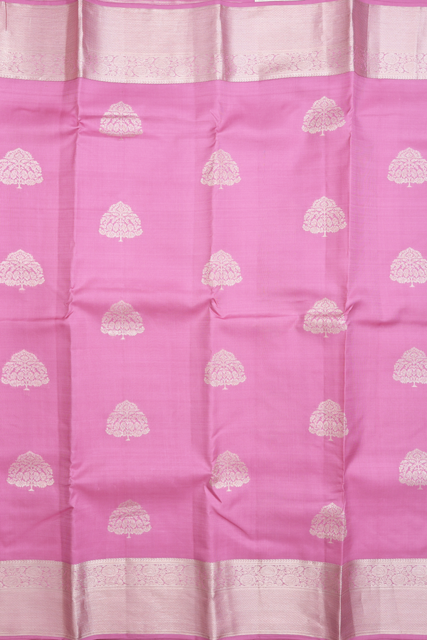 Kanchipuram Silk Saree In Pink With Zari Motifs