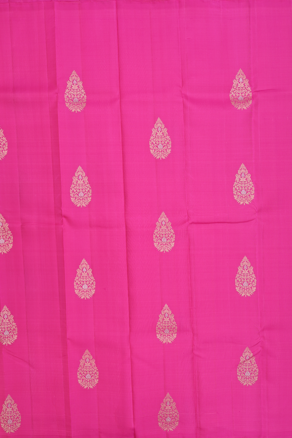 Kanchipuram Silk Saree In Pink With Zari Motifs