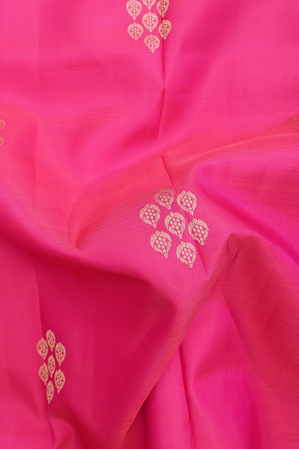 Kanchipuram Silk Saree In Pink With Zari Motifs