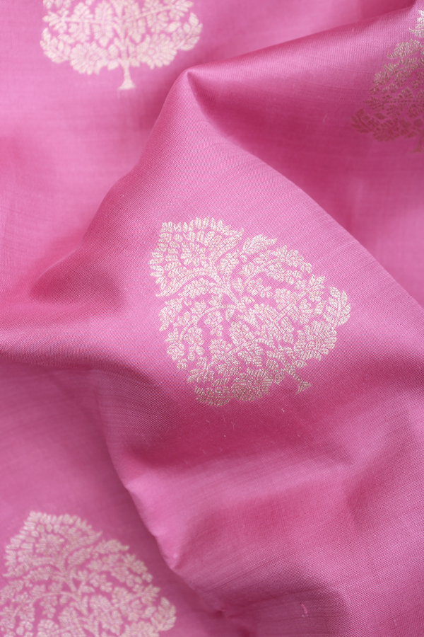 Kanchipuram Silk Saree In Pink With Zari Motifs