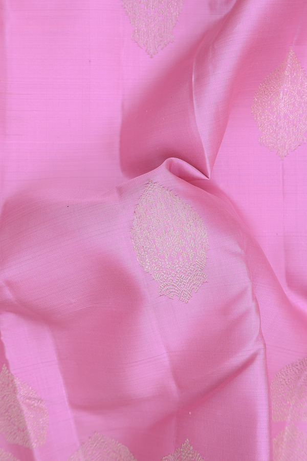Kanchipuram Silk Saree In Pink With Zari Motifs