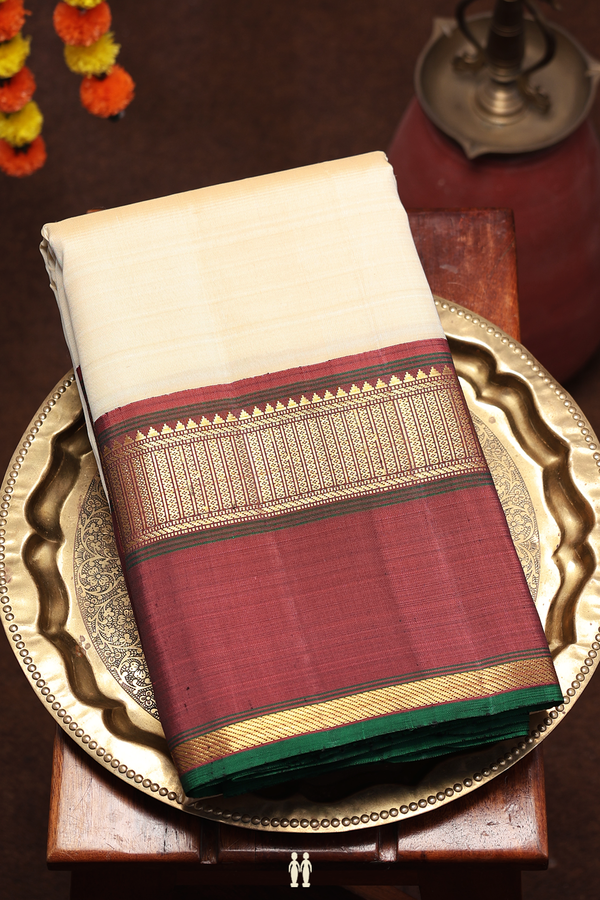 Kanchipuram Silk Saree In Plain Beige With Korvai Border