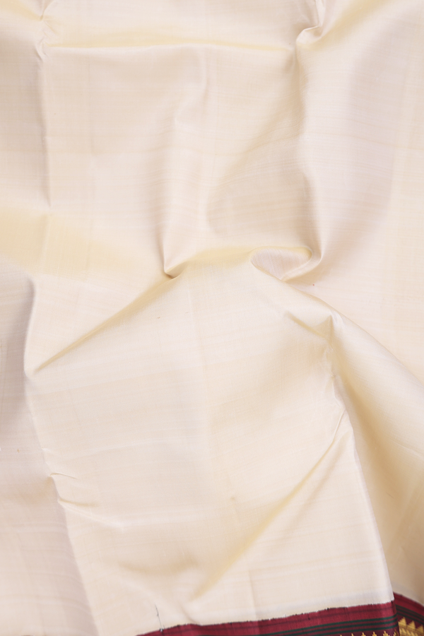 Kanchipuram Silk Saree In Plain Beige With Korvai Border