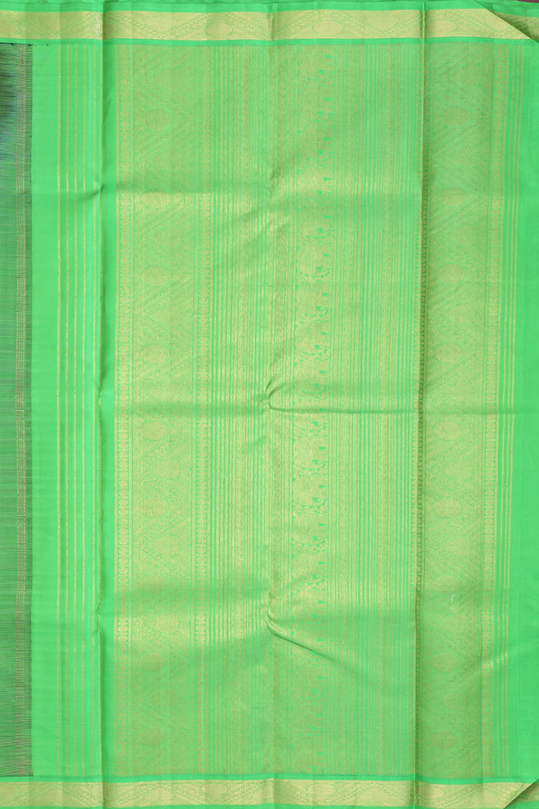 Kanchipuram Silk Saree In Plain Black With Korvai Border