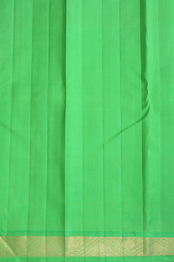 Kanchipuram Silk Saree In Plain Black With Korvai Border