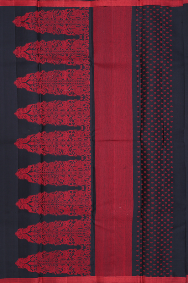 Kanchipuram Silk Saree In Plain Black With Threadwork Border