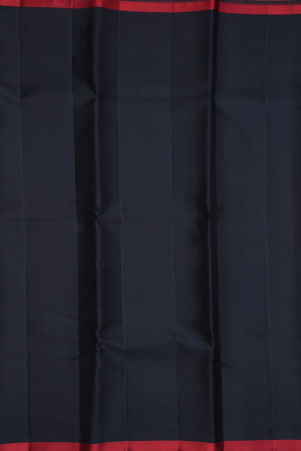 Kanchipuram Silk Saree In Plain Black With Threadwork Border