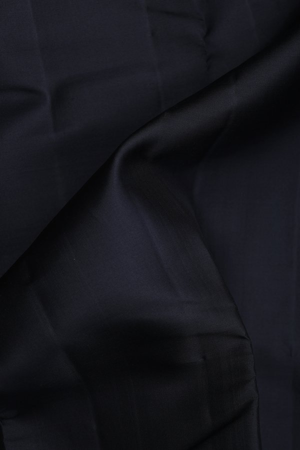 Kanchipuram Silk Saree In Plain Black With Threadwork Border