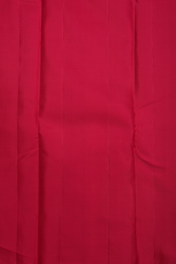 Kanchipuram Silk Saree In Plain Chilli Red With Temple Border