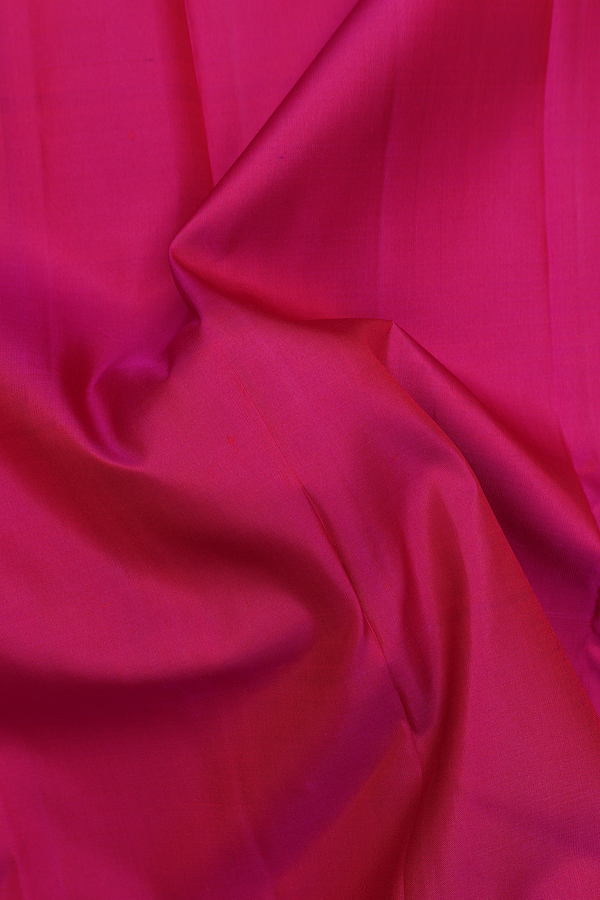 Kanchipuram Silk Saree In Plain Dual Tone With Korvai Border