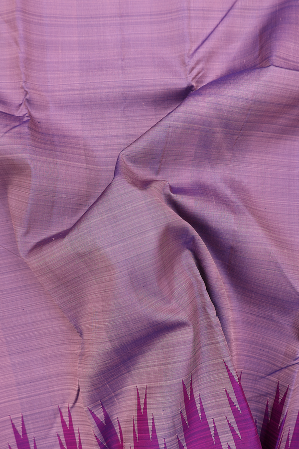 Kanchipuram Silk Saree In Plain Dual Tone With Temple Border