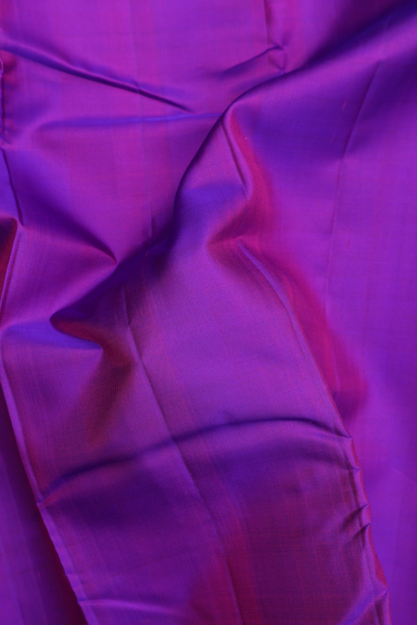 Kanchipuram Silk Saree In Plain Purple With Checks Border