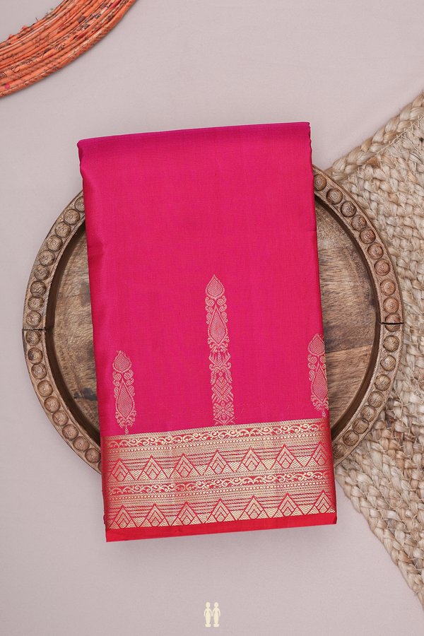 Kanchipuram Silk Saree In Plain Rani Pink With Zari Border