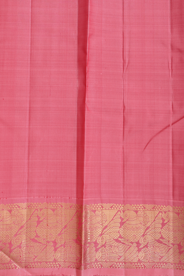 Kanchipuram Silk Saree In Plain Violet With Korvai Border