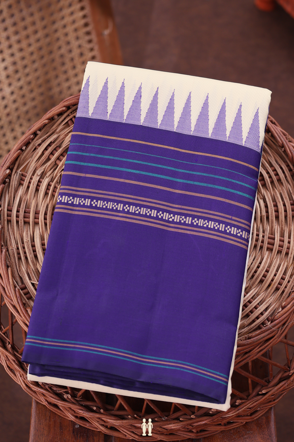 Kanchipuram Silk Saree In Plain White With Contrast Border