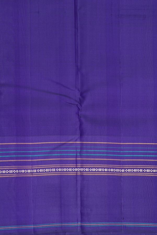 Kanchipuram Silk Saree In Plain White With Contrast Border