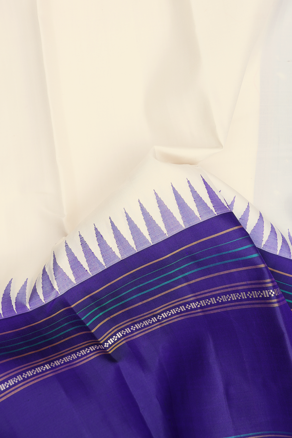 Kanchipuram Silk Saree In Plain White With Contrast Border
