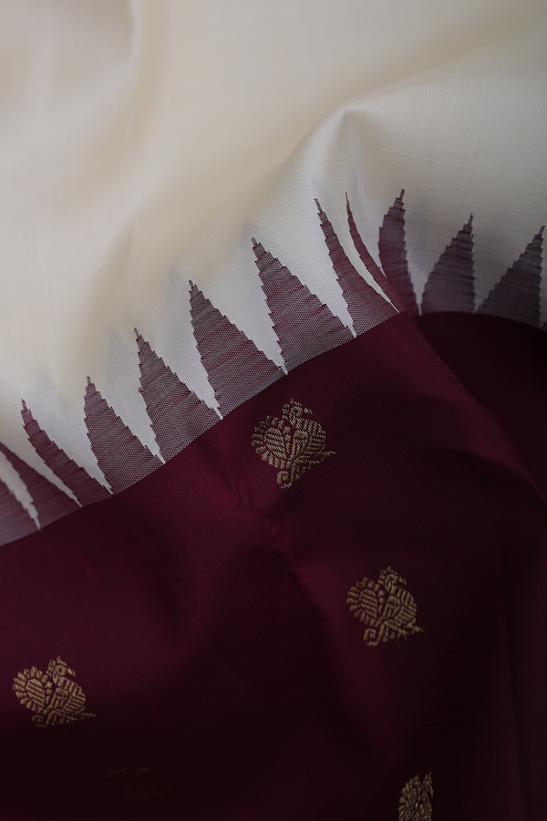 Kanchipuram Silk Saree In Plain White With Peacock Border