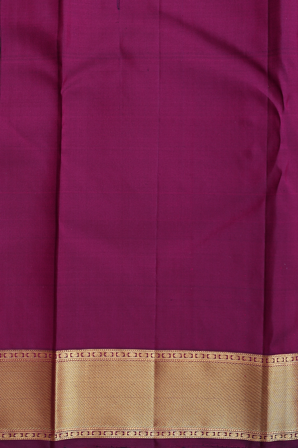 Kanchipuram Silk Saree In Plum Purple With Brocade Design