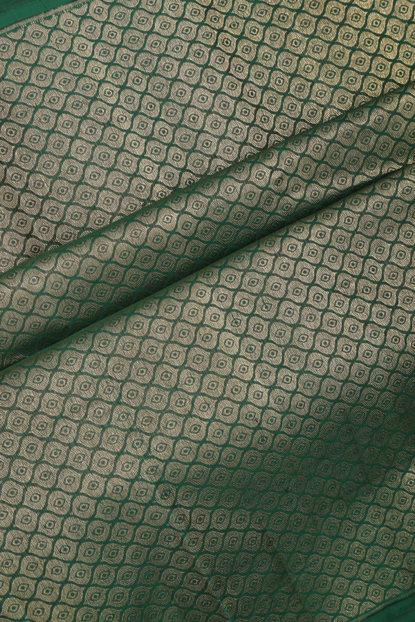 Kanchipuram Silk Saree In Plum Purple With Floral Buttis