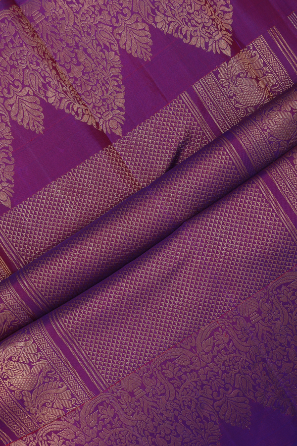 Kanchipuram Silk Saree In Plum Purple With Zari Border