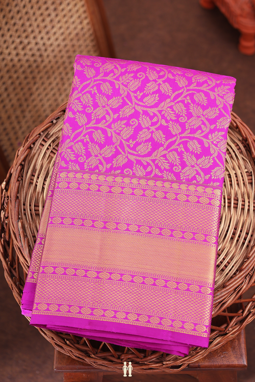 Kanchipuram Silk Saree In Purple With Brocade Design