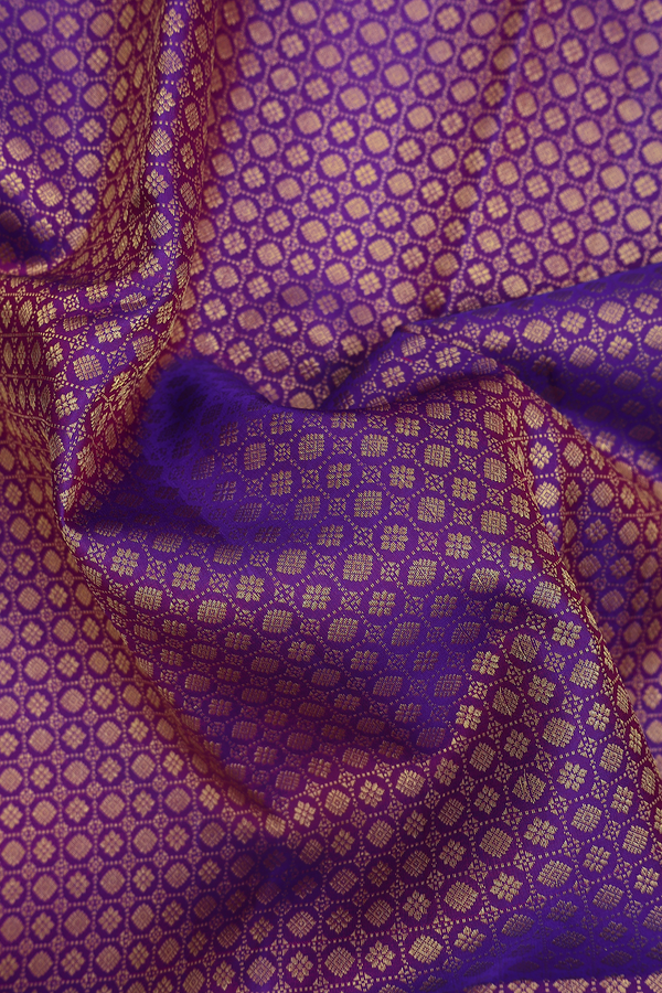 Kanchipuram Silk Saree In Purple With Brocade Design