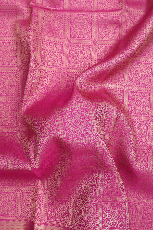 Kanchipuram Silk Saree In Purple With Brocade Design