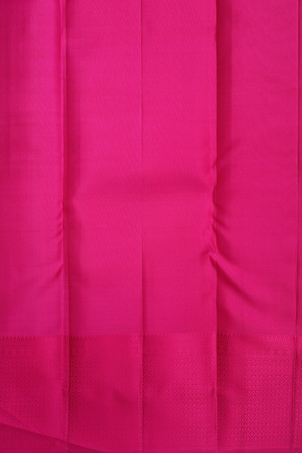 Kanchipuram Silk Saree In Purple With Checks Design