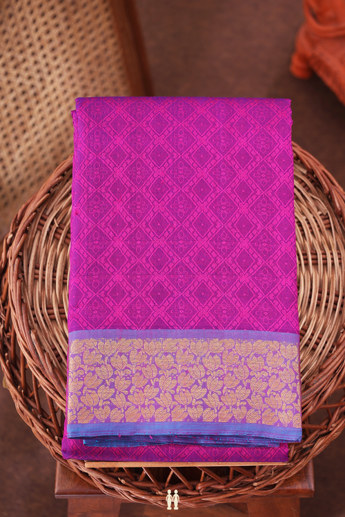 Kanchipuram Silk Saree In Purple With Jacquard Pattern