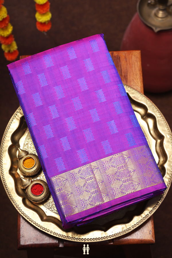 Kanchipuram Silk Saree In Purple With Jacquard Pattern