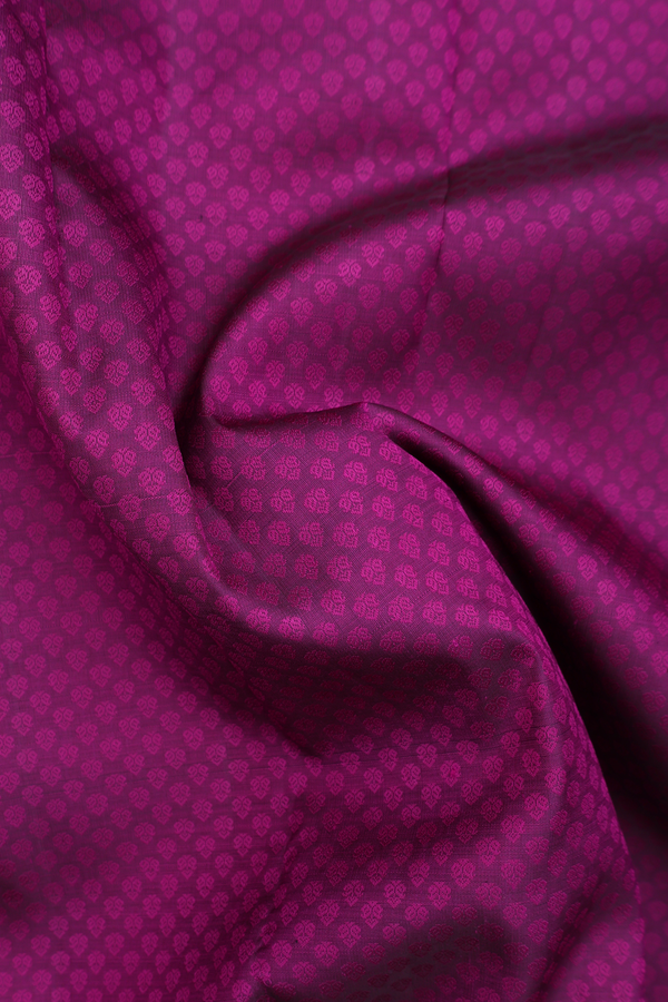 Kanchipuram Silk Saree In Purple With Jacquard Pattern