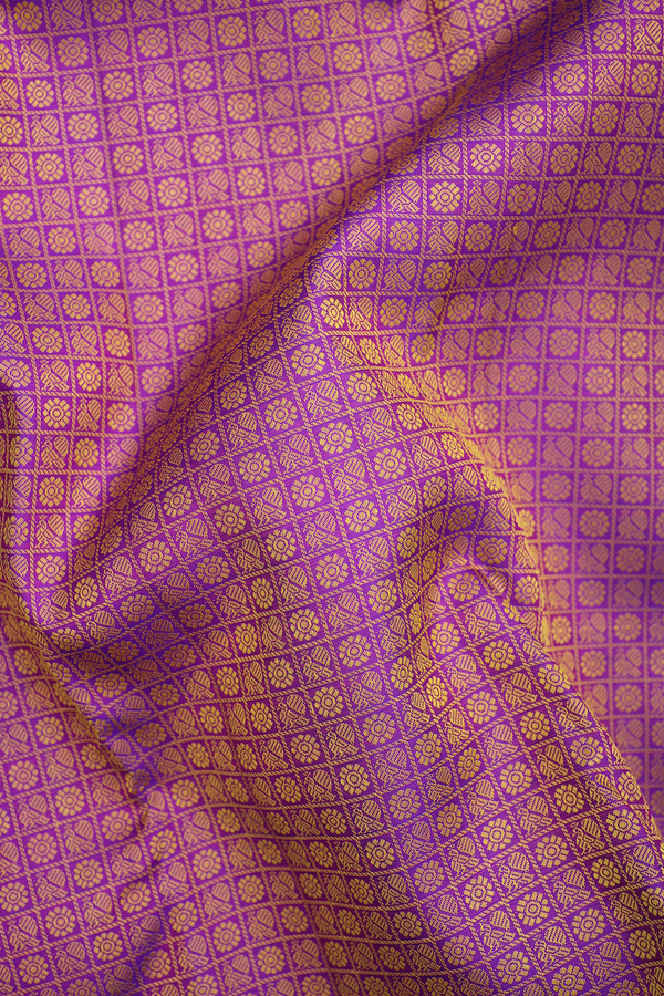 Kanchipuram Silk Saree In Purple With Jacquard Pattern